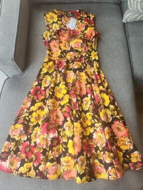 Sz‎ 6 Hearts & Roses Floral Sleeveless Swinger's Dress